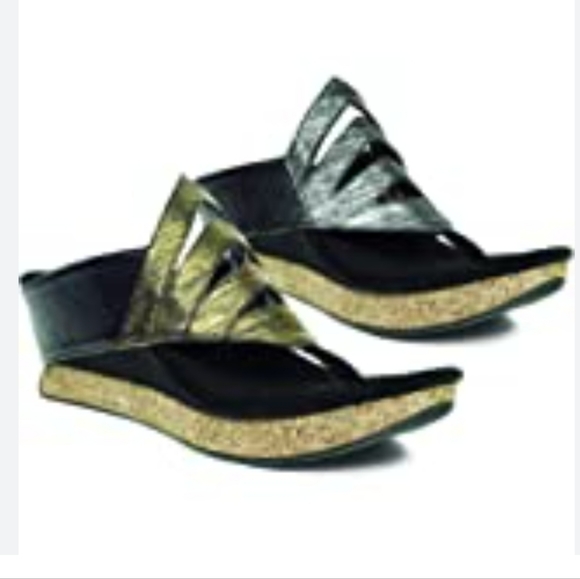 MODZORI | Zoey reversible metallic thong wedge slipon sandals - Picture 10 of 10